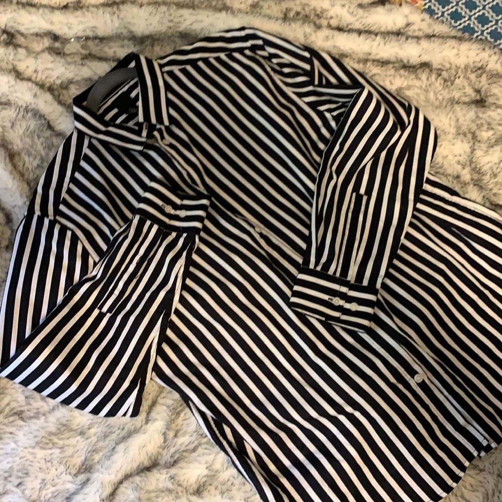 H&M men’s shirt.